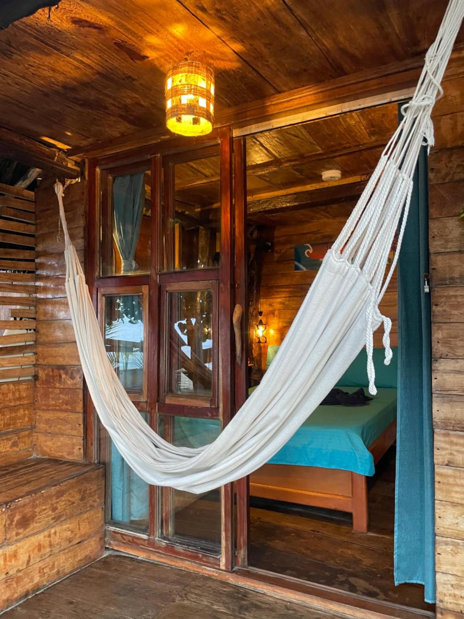 Chill And Surf Mendihuaca Hotell Guachaca Eksteriør bilde