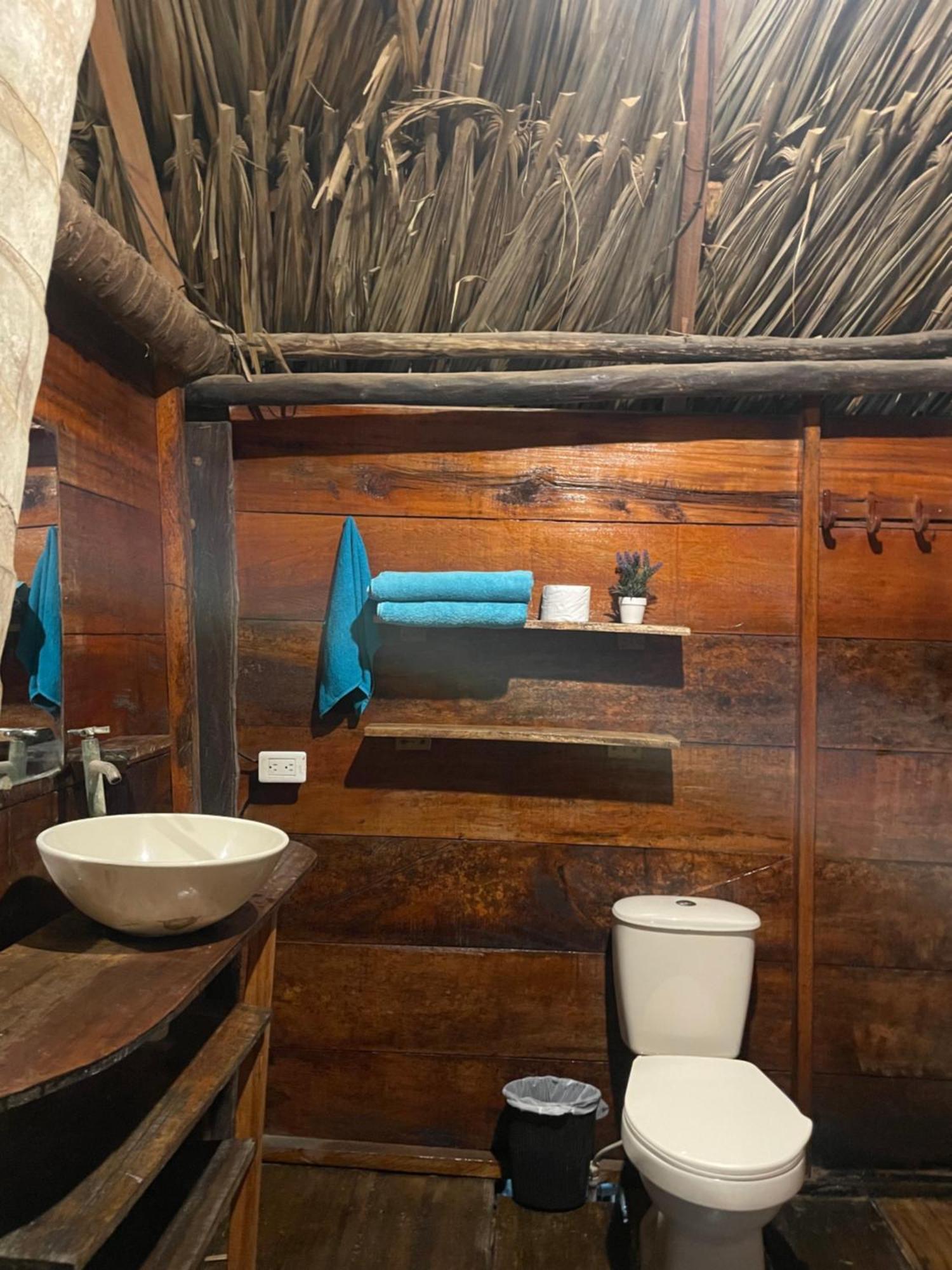 Chill And Surf Mendihuaca Hotell Guachaca Eksteriør bilde